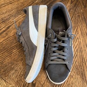 Puma Gray and White Women’s Sneakers